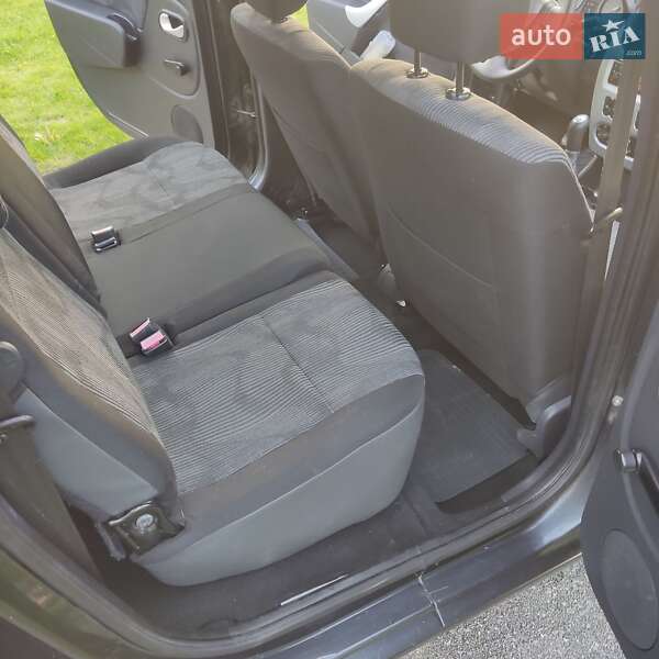 Dacia Logan MCV 2010