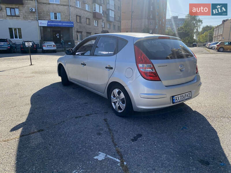 Hyundai i30 2007