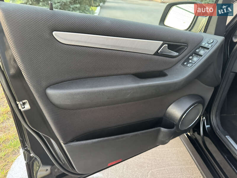 Mercedes-Benz B-Class 2009