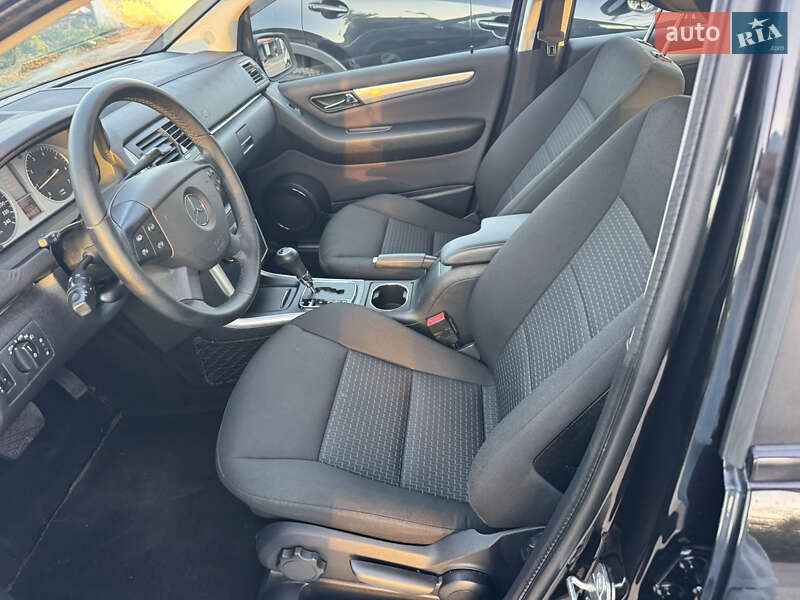 Mercedes-Benz B-Class 2009