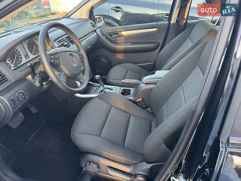 Mercedes-Benz B-Class 2009