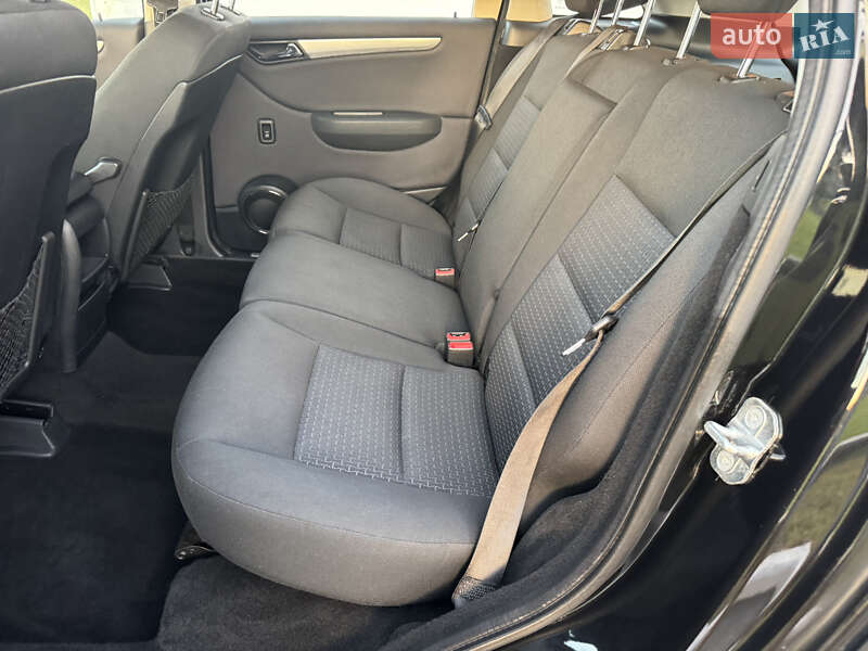 Mercedes-Benz B-Class 2009