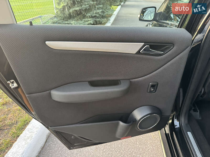 Mercedes-Benz B-Class 2009