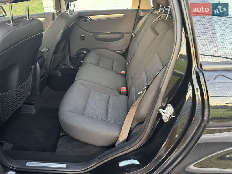 Mercedes-Benz B-Class 2009