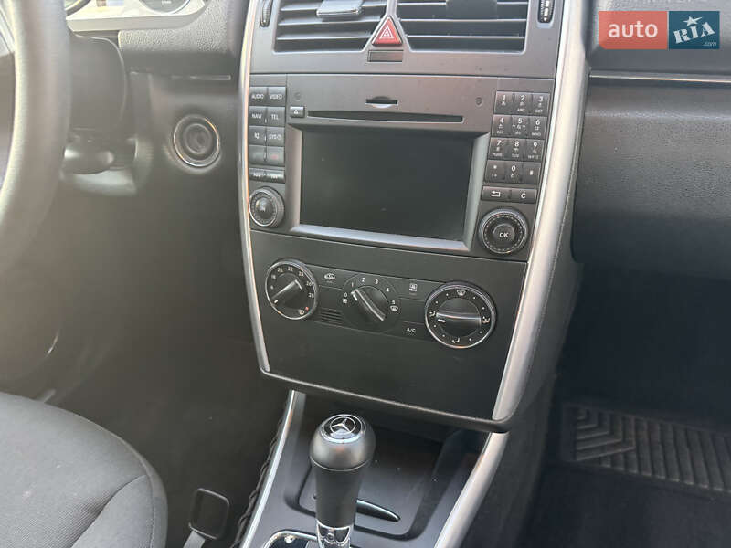 Mercedes-Benz B-Class 2009