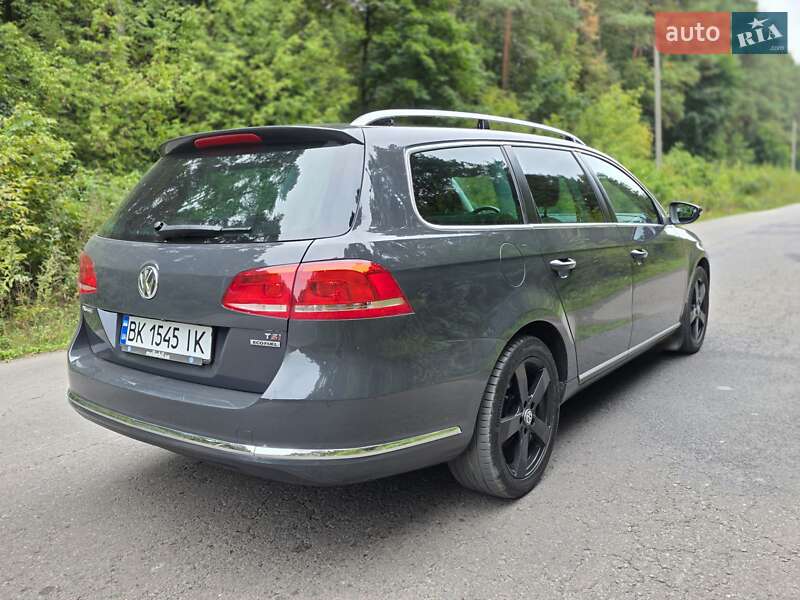 Volkswagen Passat 2011