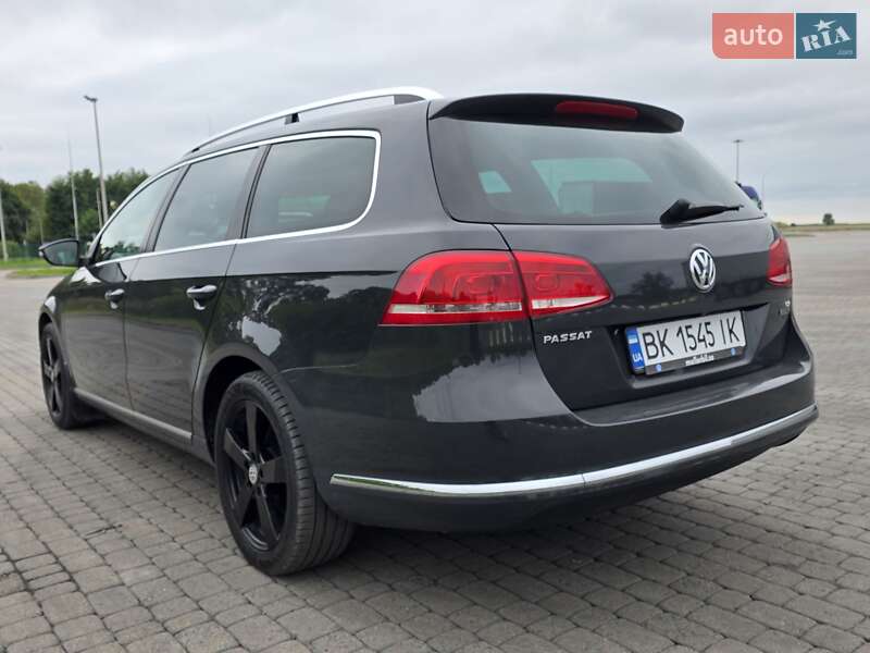 Volkswagen Passat 2011