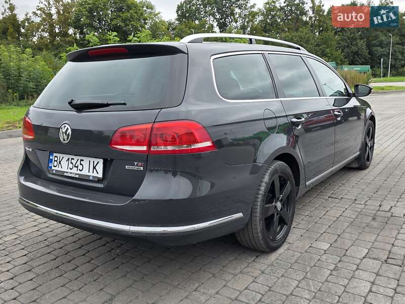 Volkswagen Passat 2011