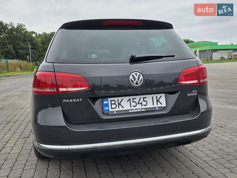 Volkswagen Passat 2011