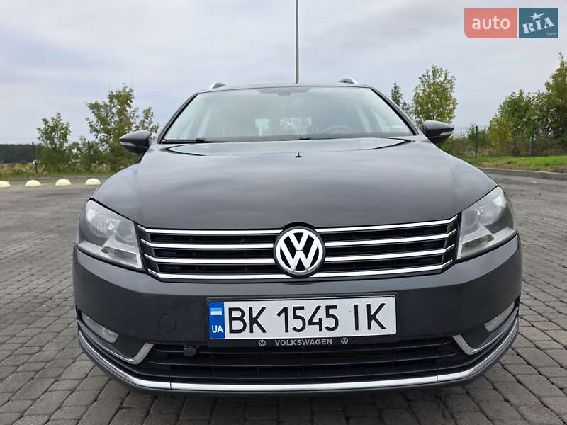 Volkswagen Passat 2011
