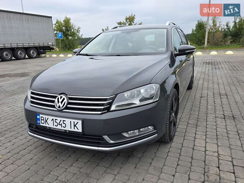 Volkswagen Passat 2011