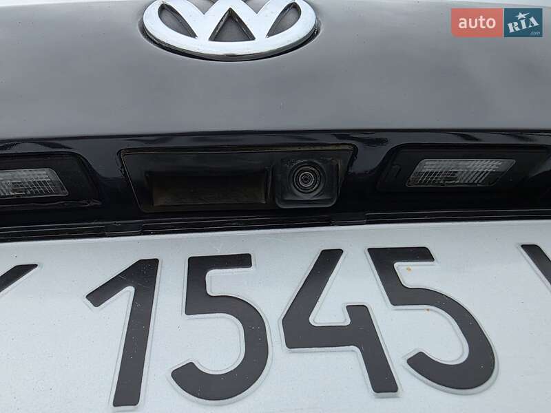 Volkswagen Passat 2011