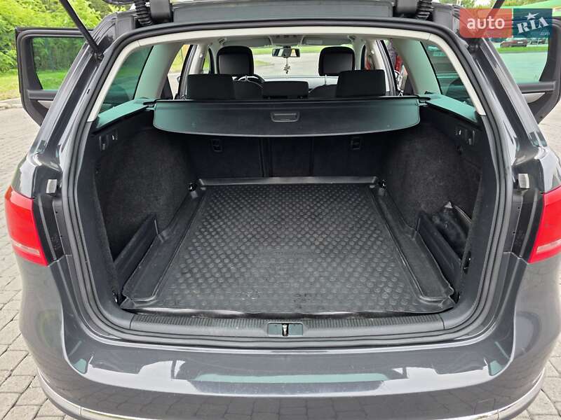 Volkswagen Passat 2011