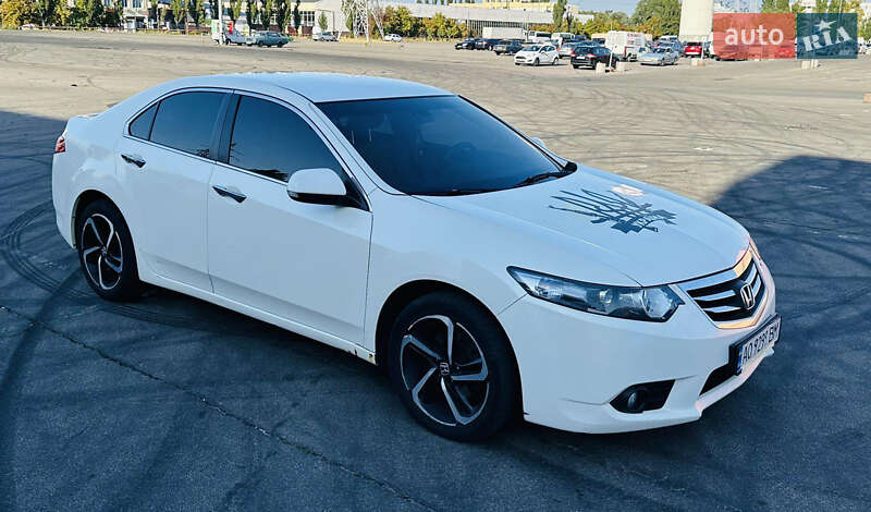 Honda Accord 2011