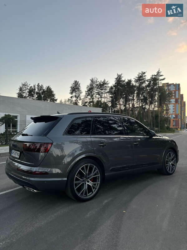 Audi SQ7 2018