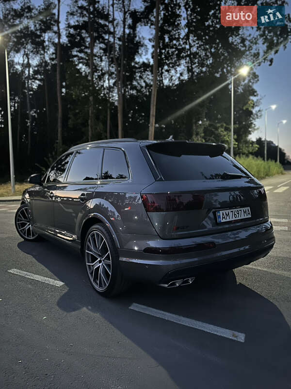 Audi SQ7 2018
