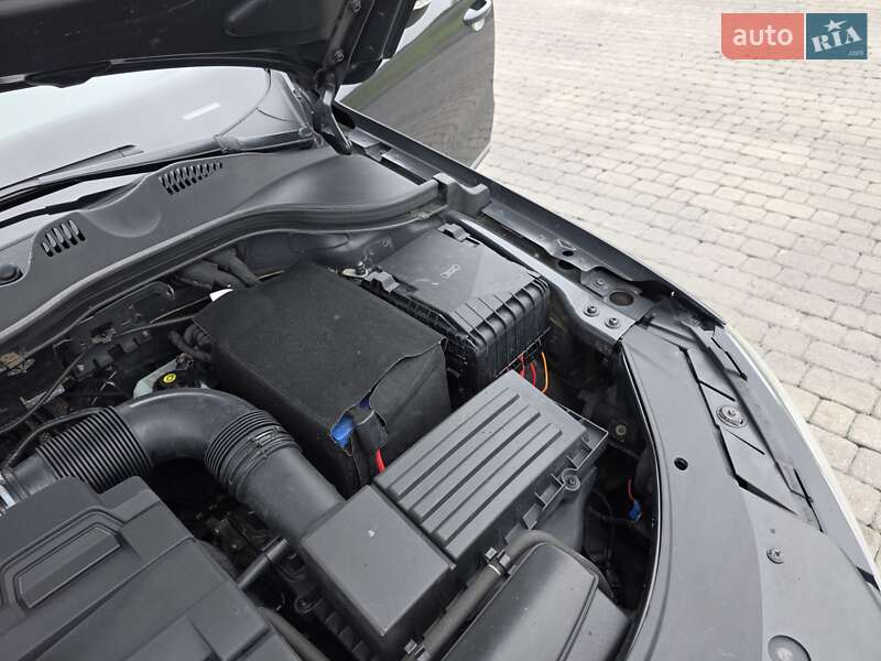 Volkswagen Passat 2011