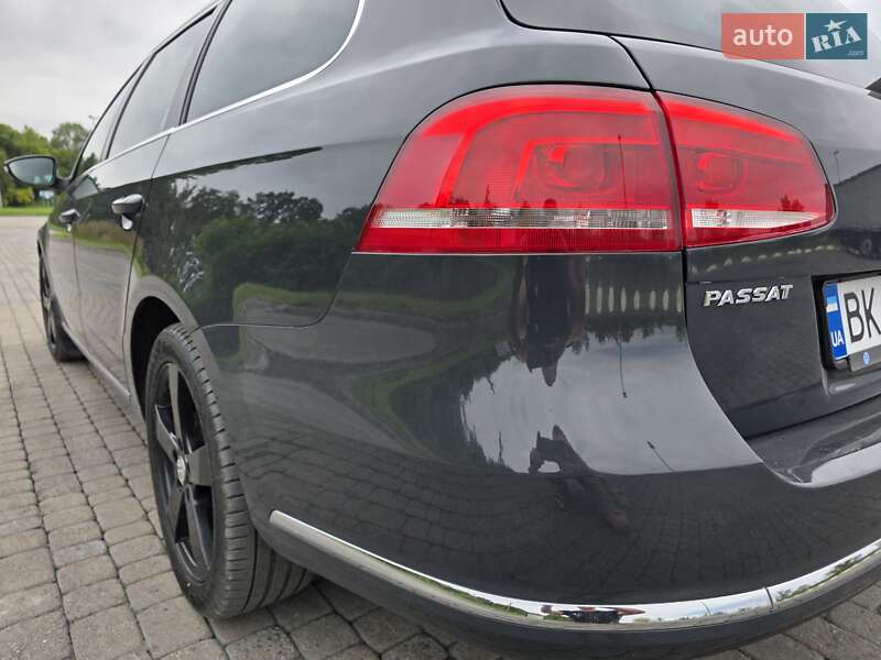 Volkswagen Passat 2011