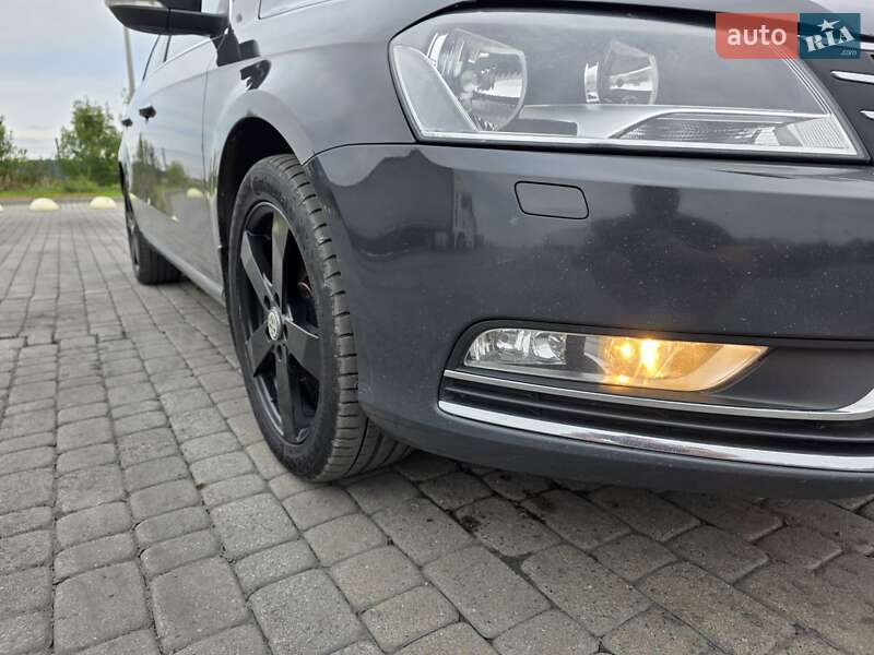 Volkswagen Passat 2011