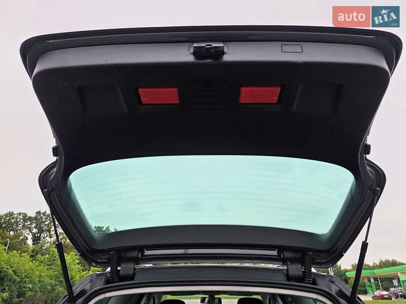 Volkswagen Passat 2011