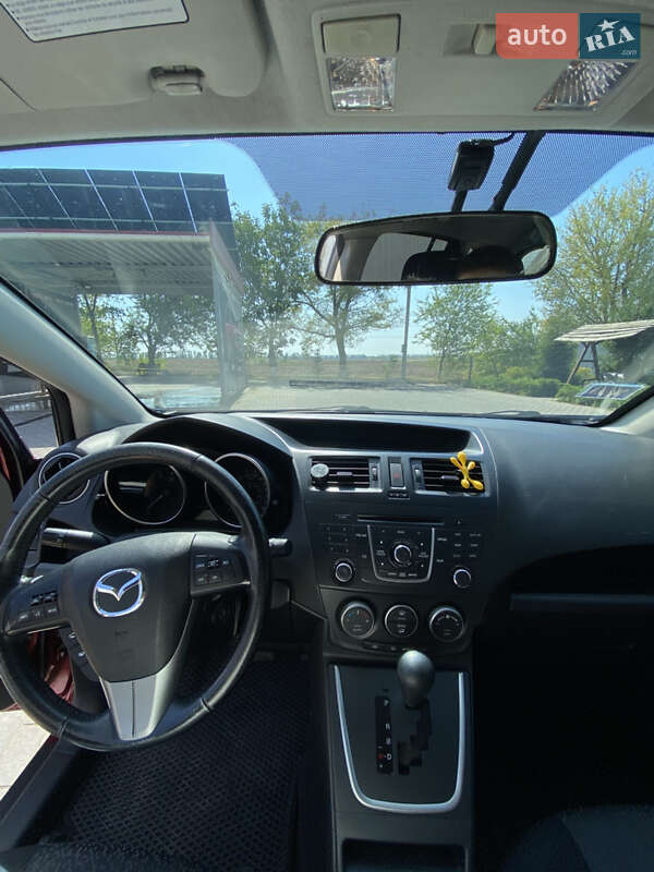 Mazda 5 2011