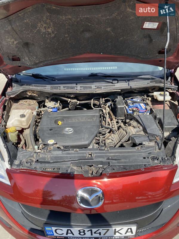 Mazda 5 2011