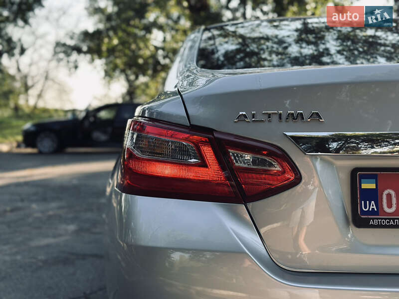 Nissan Altima 2016