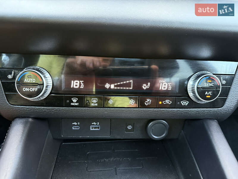 Mitsubishi Outlander 2024