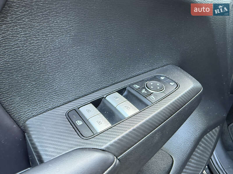 Mitsubishi Outlander 2024