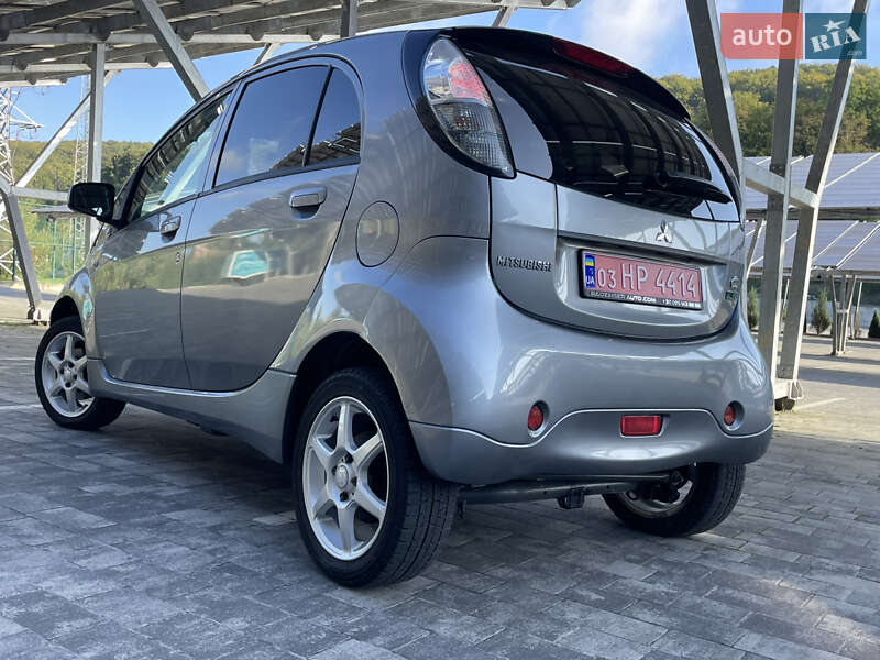 Mitsubishi i-MiEV 2011