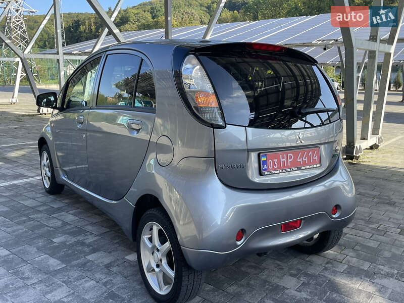 Mitsubishi i-MiEV 2011