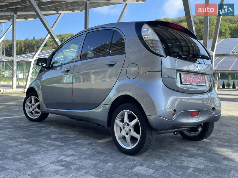 Mitsubishi i-MiEV 2011