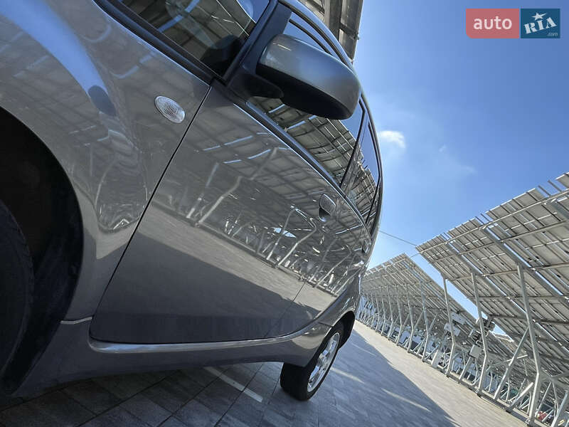 Mitsubishi i-MiEV 2011