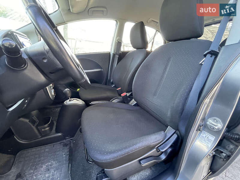 Mitsubishi i-MiEV 2011