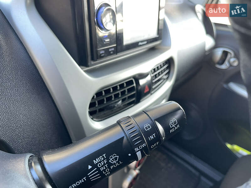 Mitsubishi i-MiEV 2011