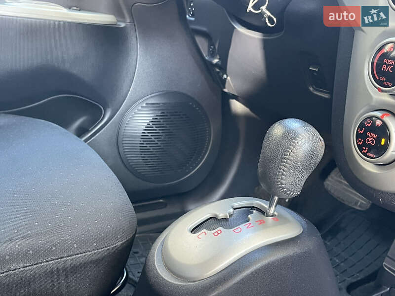 Mitsubishi i-MiEV 2011