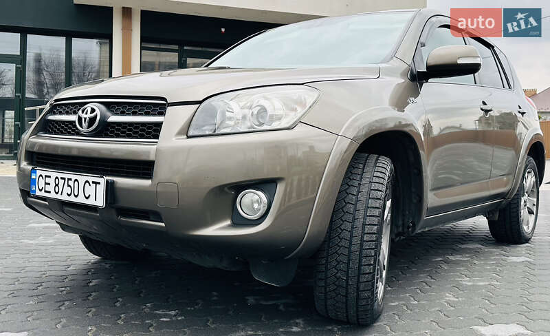 Toyota RAV4 2009