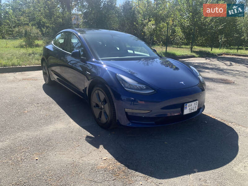 Tesla-3