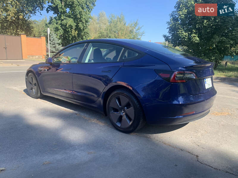 Tesla-11