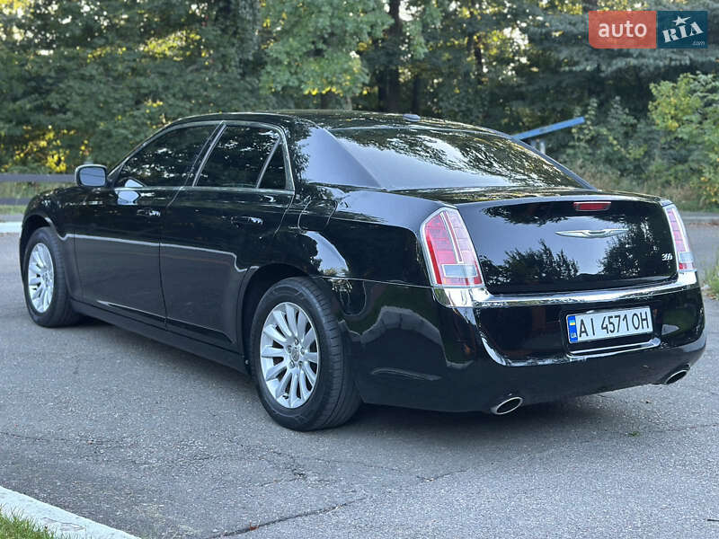Chrysler 300 2012