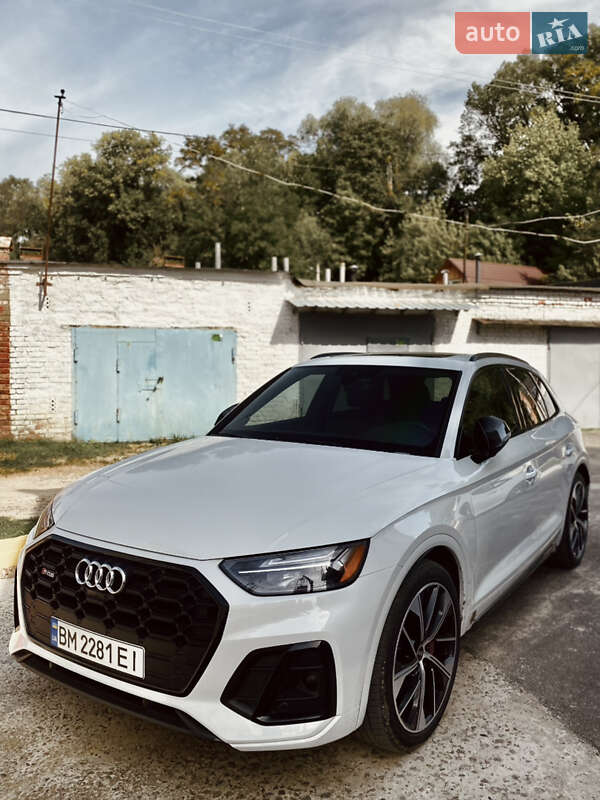 Audi-0