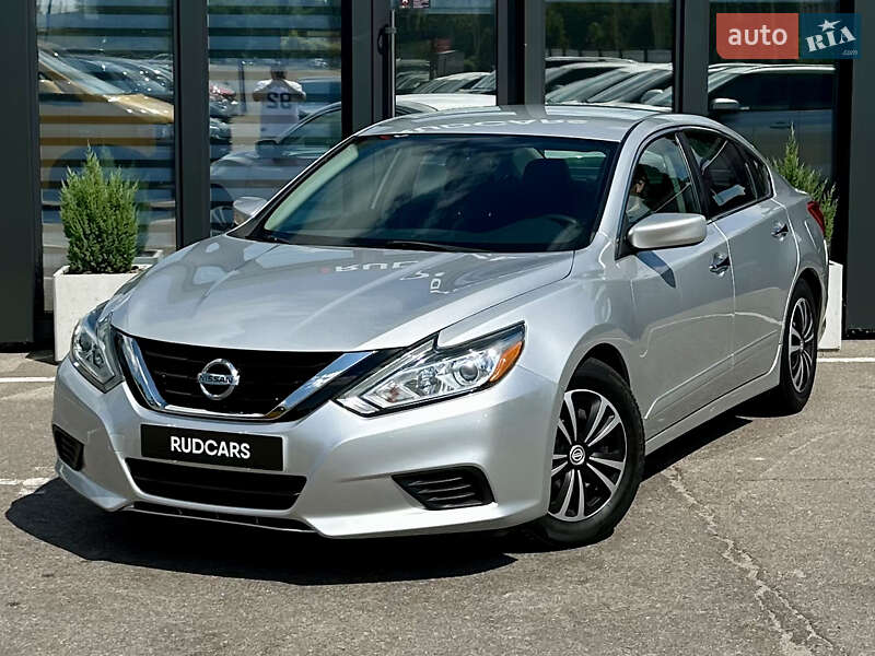 Nissan Altima 2016