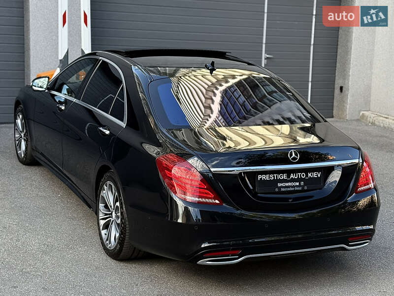 Mercedes-Benz-69