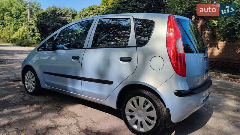 Mitsubishi Colt 2008