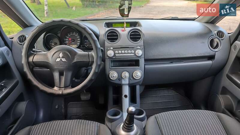 Mitsubishi Colt 2008