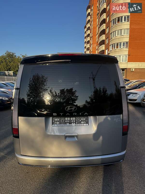 Hyundai Staria 2024
