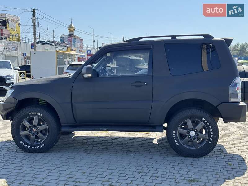 Mitsubishi Pajero 2007