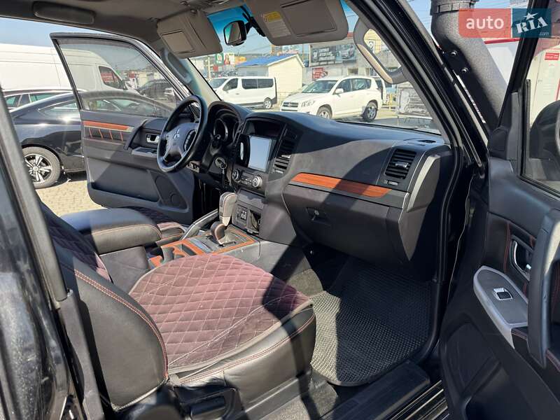 Mitsubishi Pajero 2007