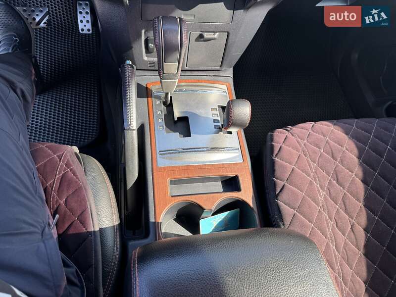 Mitsubishi Pajero 2007