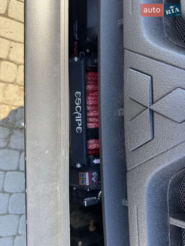 Mitsubishi Pajero 2007